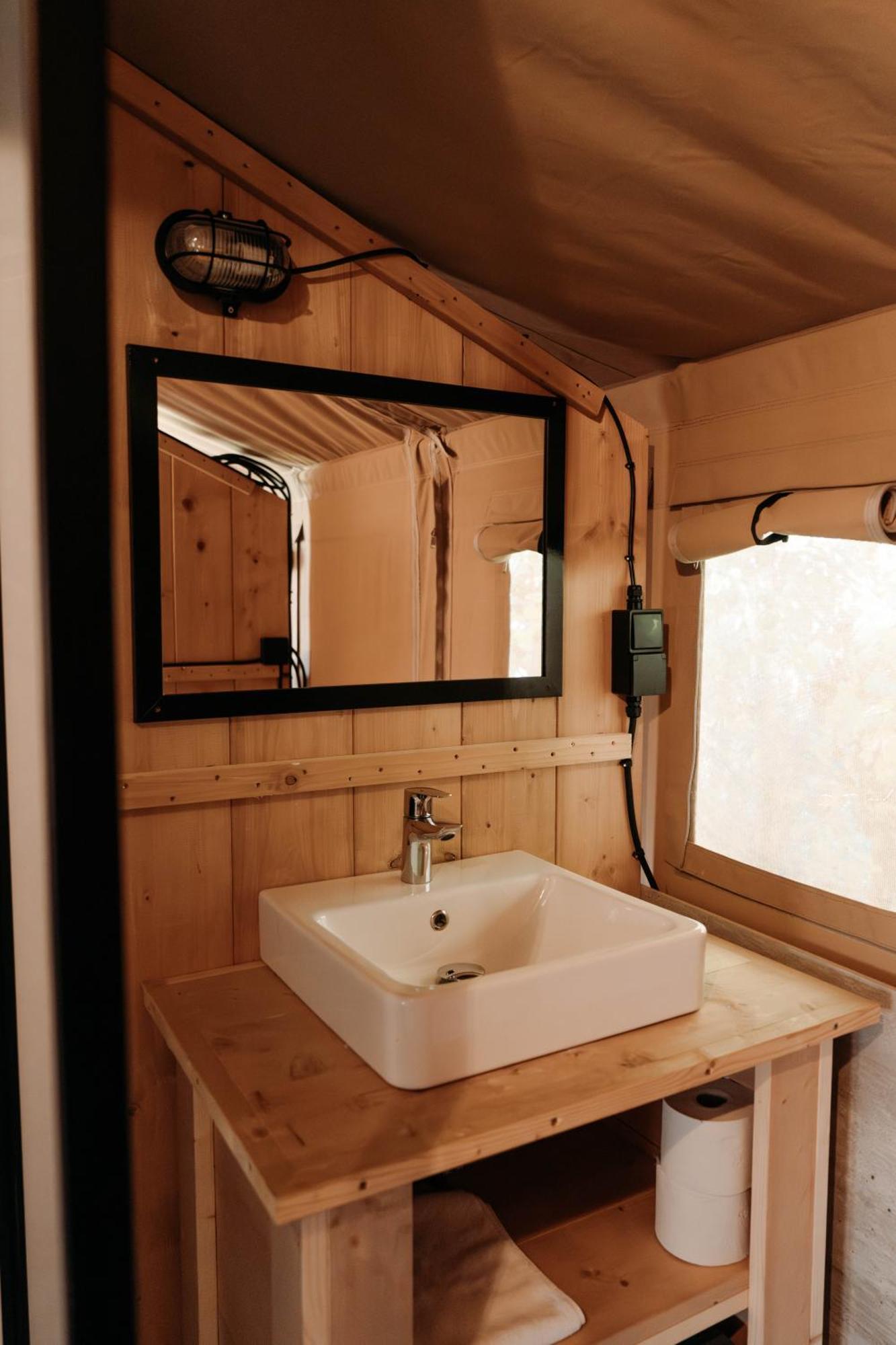Camping De Tulpenweide Breezand Pokój zdjęcie